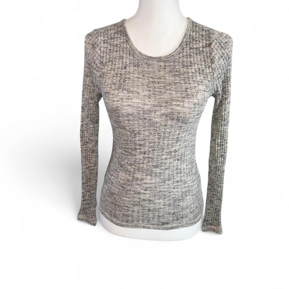 OLD NAVY GRAY TIGHT FITTING LONG SLEEVE SWEATER LADIES XS‎